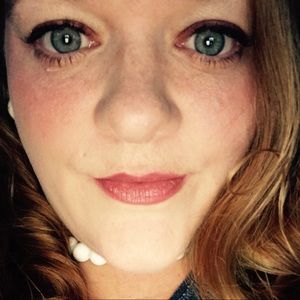 Meet your Posher, Joni